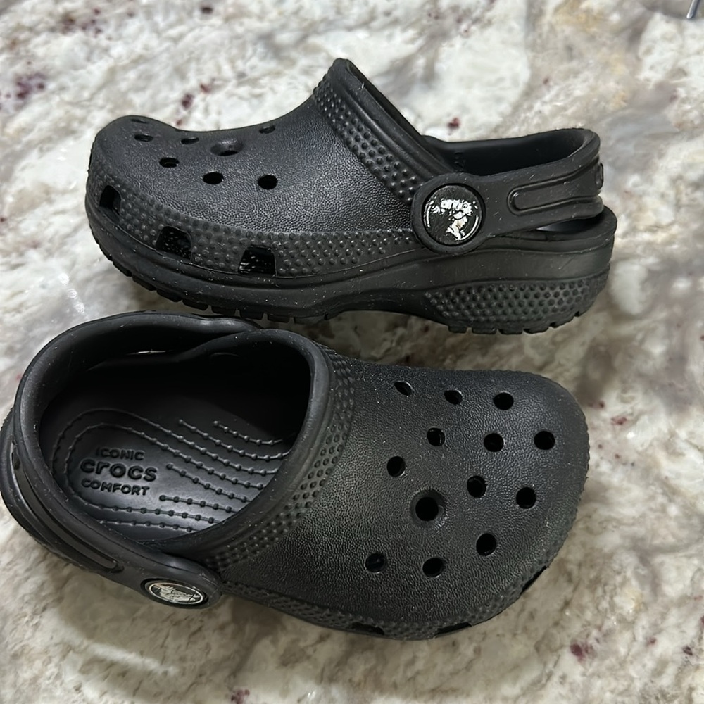 CROCS - toddler size C7 color: Black - Picture 3 of 5